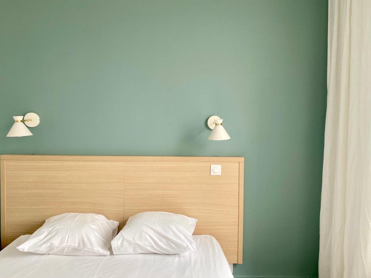 Hotel Saint Louis Брест Екстериор снимка